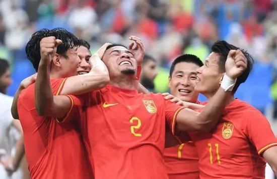 国产亚洲精品aa在线观看